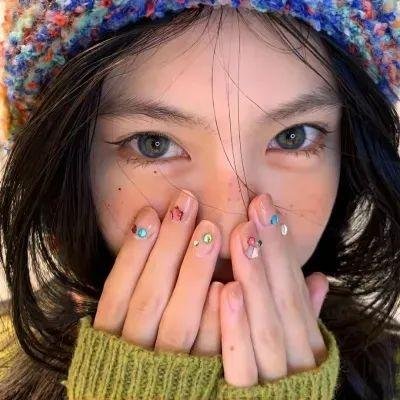 巨人与小精灵的奇幻冒险